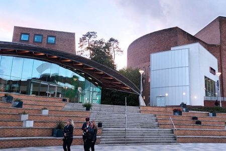 Un edificio moderno della University of Exeter